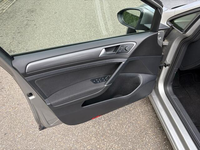 Volkswagen GOLF 1.0 TSI Comfortline Business / AUTOMAAT / NAVI / CARPLAY / CRUISE / INCL BTW