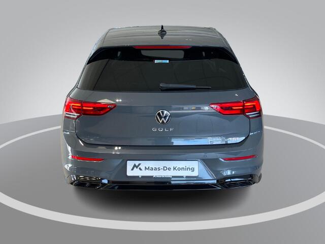 Volkswagen GOLF 1.5eTSI/150PK R-Line DSG · Navigatie · Camera + Parkeersensoren · Apple/Android Car Play · 18'' Velgen ·