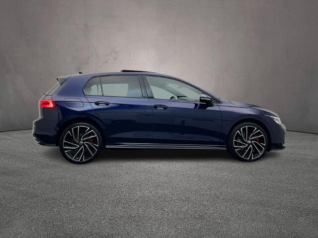 Volkswagen GOLF GTE 1.4 TSI eHybrid 245pk DSG Automaat Panoramadak, LED matrix koplampen, Navigatie, Adaptive cruise control, Parkeersensoren
