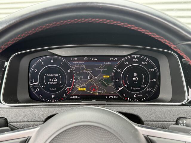 Volkswagen GOLF 2.0 TSI GTI Performance | Nieuw Binnen! | Pano | Stoelverwarming | ACC | Camera