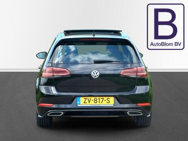 Volkswagen GOLF 1.5 TSI Highline Business R-Line /Mooie Auto!/Pano/Camera/Carplay/Digi Dash/