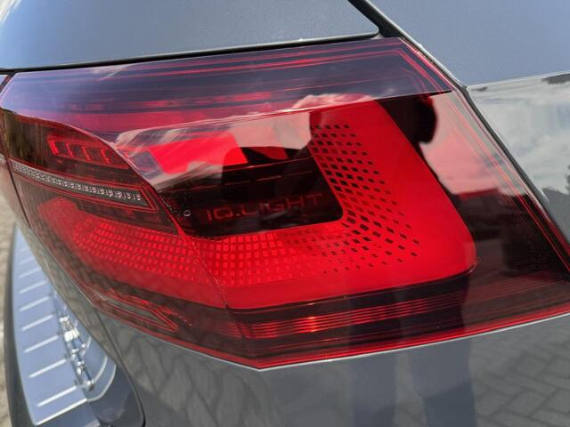 Volkswagen GOLF 1.4 eHybrid Style | IQ.light | Trekhaak | massage stoel | LMV17" | 1eig. | mooi !!
