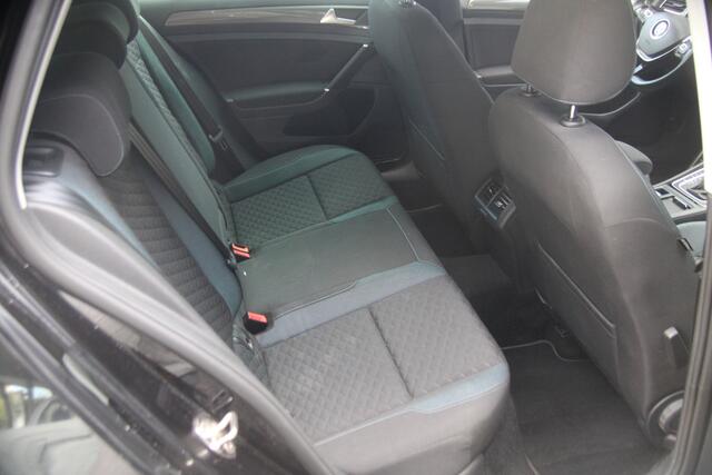 Volkswagen GOLF 1.5 TSI Highline | IQ-Drive | ACC |