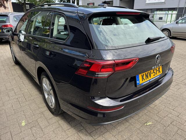 Volkswagen GOLF Variant 1.0 eTSI Life Business