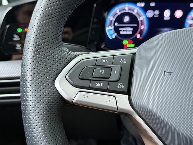 Volkswagen GOLF 1.5 eTSI R-Line Edition | 116 PK | Automaat | Adaptive Cruise Control | Achteruitrijcamera | Panoramadak | Stuur- & Stoelverwarming | Keyless Entry |