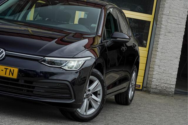 Volkswagen GOLF 1.0 TSI 5drs Life BJ2023 Lmv 16" | Led V+A | Pdc | App-Connect | Navi | Virtual cockpit | Dashboard verlichting | Climate control | Cruise control | Getint glas