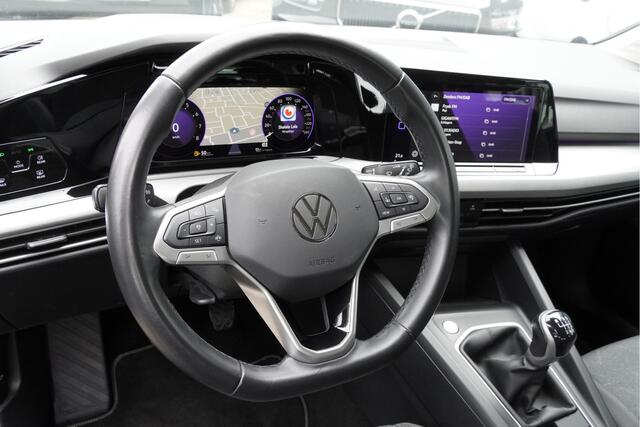 Volkswagen GOLF 1.0 TSI 5drs Life BJ2023 Lmv 16" | Led V+A | Pdc | App-Connect | Navi | Virtual cockpit | Dashboard verlichting | Climate control | Cruise control | Getint glas