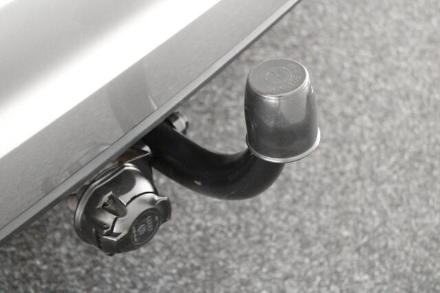 Volkswagen GOLF SPORTSVAN 1.4 TSI Highline Automaat Navigatie Trekhaak Stoelverwarming Xenon