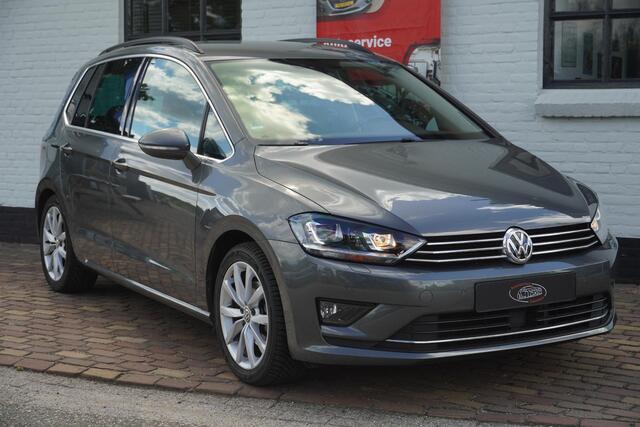 Volkswagen GOLF SPORTSVAN 1.4 TSI Highline Trekhaak Navi Clima Camera DSG