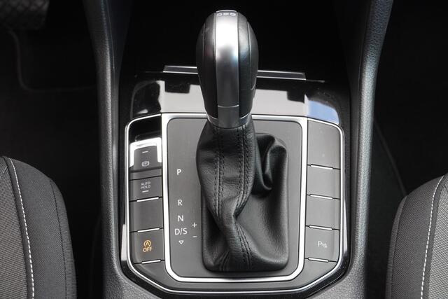 Volkswagen GOLF SPORTSVAN 1.4 TSI Highline Trekhaak Navi Clima Camera DSG
