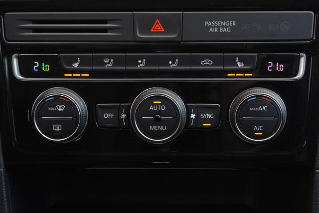 Volkswagen GOLF SPORTSVAN 1.4 TSI Highline Trekhaak Navi Clima Camera DSG