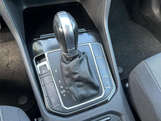 Volkswagen GOLF SPORTSVAN 1.4 TSI Highline automaat airco/ecc navi alcantara