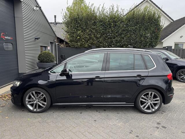 Volkswagen GOLF SPORTSVAN 1.4 TSI Highline | Panoramadak | Navigatie | Camera | DAB | Privacy Glass |