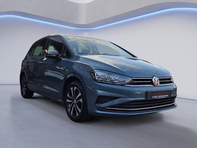 Volkswagen GOLF SPORTSVAN 1.5 TSI ACT Highline /Apple Carplay/Lane-Side-Front assist/Stoelverw./Adaptive Cruise Contr./Climate Contr./Grootlichtass./Navi/16''LMV/(MET GARANTIE*)