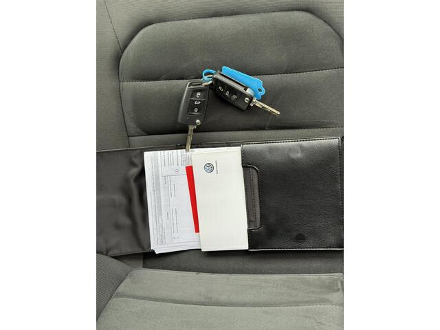 Volkswagen GOLF SPORTSVAN 1.5 TSI ACT Highline,Appl,Trekh,Cruise,Camera