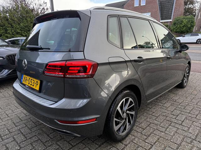 Volkswagen GOLF SPORTSVAN 1.5 TSi ACT Highline Aut., Camera | Navi | Clima