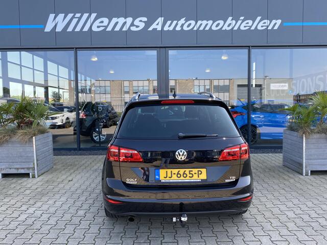 Volkswagen GOLF SPORTSVAN 1.2 TSI Highline Navigatie,Trekhaak & Camera
