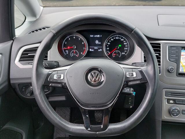 Volkswagen GOLF SPORTSVAN 1.0 TSI 116pk DSG Comfortline Executive | Origineel NL | Navi | Apple Carplay+Android Auto | Clima | Cruise | Licht+Regensensor | Pdc V+A | Mistlampen | 16''lm | Trekhaak