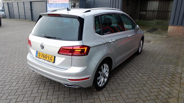 Volkswagen GOLF SPORTSVAN 1.5 TSI ACT Highl. Nieuw type Navi/ACC/17"