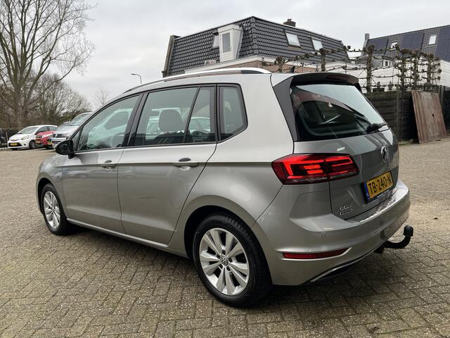 Volkswagen GOLF SPORTSVAN 1.0 TSI Comfortline Automaat, Carplay, Trekhaak, Cruise.