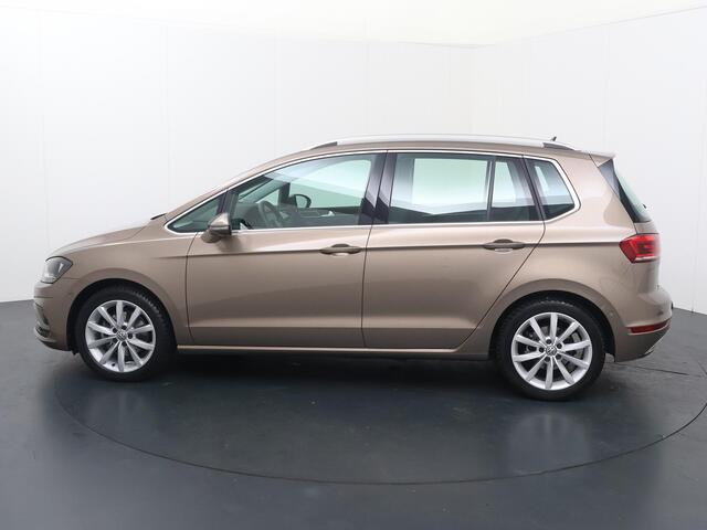 Volkswagen GOLF SPORTSVAN 1.5 TSI ACT Highline | 150 PK | Automaat | Trekhaak | Adaptive cruise control | Achteruitrijcamera |