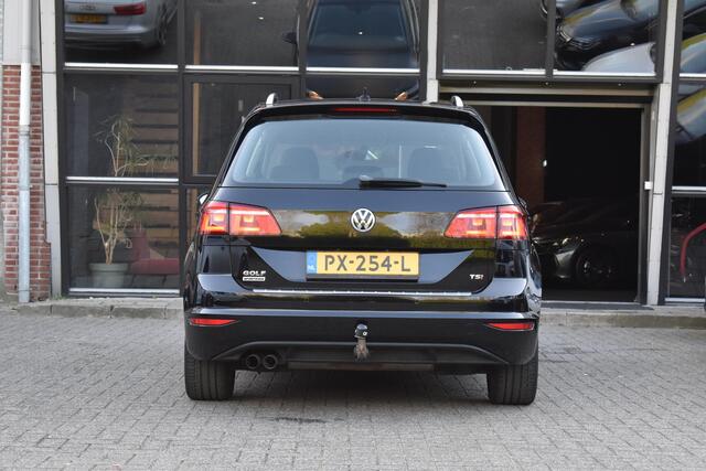 Volkswagen GOLF SPORTSVAN 1.4 TSI Highline Camera Carplay Cruise Trekhaak