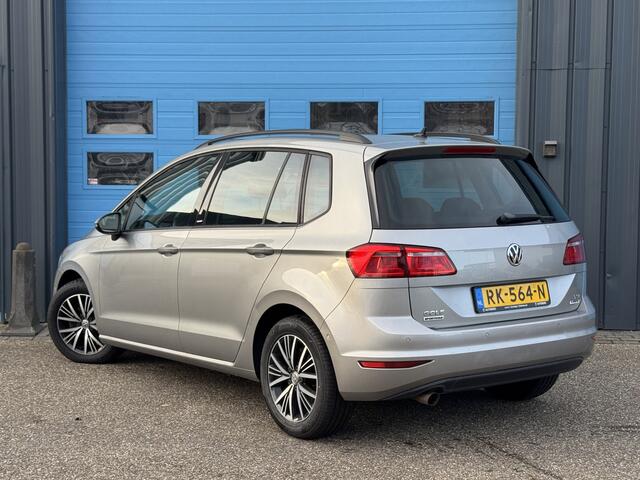 Volkswagen GOLF SPORTSVAN 1.2 TSI Highline | Airco (automatisch) | Airconditioning, automatisch (Climatronic) | Automatische afstandsregeling (Adaptive Cruise Control) tussen 30-210 km/h (MT)
