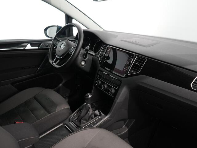 Volkswagen GOLF SPORTSVAN 1.5 TSI ACT Highline | Zwenkhaak | Winterpakket | Camera | Navi | ACC |