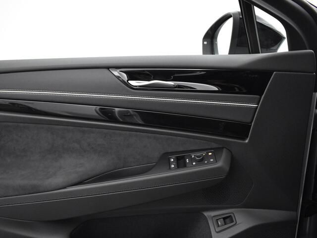 Volkswagen ID ID.7 Tourer Pro Limited Edition 77 kWh accu 286 pk · 360 graden camera · Achterklep electrisch, inc. Easy open & Close · Prijs is incl inruilbonus