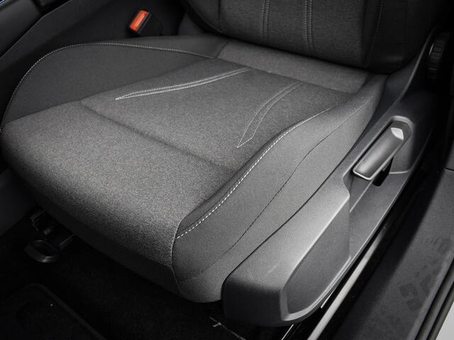 Volkswagen ID ID.7 Limited Edition 77 kWh accu 286 PK · Achteruitrijcamera · Draadloze telefoonverbinding · Trekhaak inklapbaar, met elektrische ontgrendeling ·