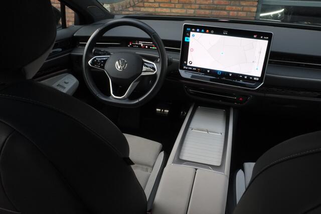 Volkswagen ID ID.7 Tourer 1st Edition 77 kWh Warmtepomp, Panoramadak, Trekhaak, Head-up display, El stoelen, 360° Camera