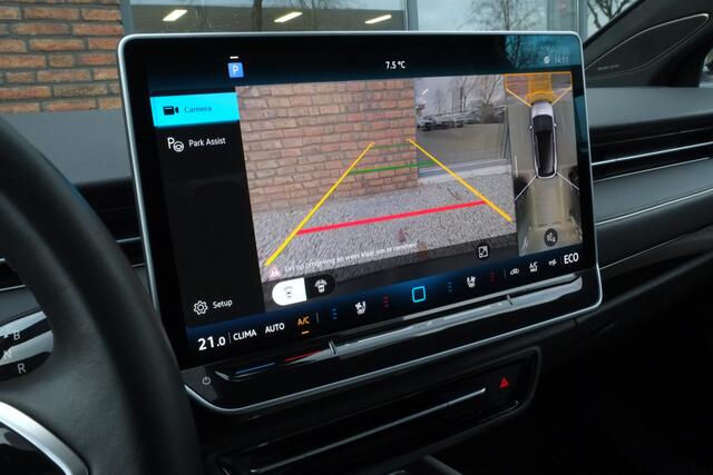 Volkswagen ID ID.7 Tourer 1st Edition 77 kWh Warmtepomp, Panoramadak, Trekhaak, Head-up display, El stoelen, 360° Camera