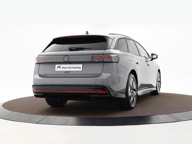 Volkswagen ID ID.7 Tourer Limited Edition 77 kWh accu 286 pk · verwarmd stuurwiel · Draadloze telefoonlader ·