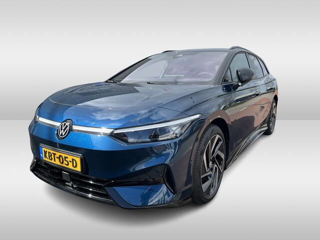 Volkswagen ID ID.7 Tourer Pro Limited Edition Black 77 kWh Navigatie / 360 graden camera / Trekhaak inklapbaar / Voorstoelen met massageprogramma's Rijdende demo, graag bezichtigen op afspraak