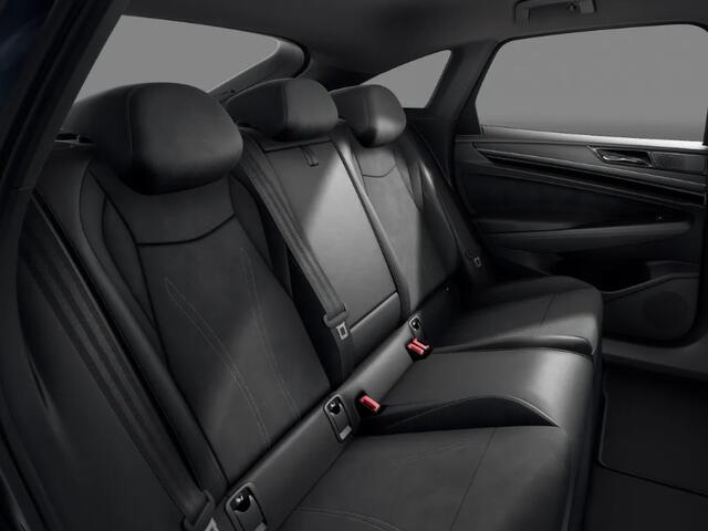 Volkswagen ID ID.7 Pro Limited Edition 77 kWh accu 286 PK · Trekhaak · Achteruitrijcamera · Lederen-interieur · Voorstoelen verwarmd · Matrix koplampen · 20 inch velgen Zwart ·