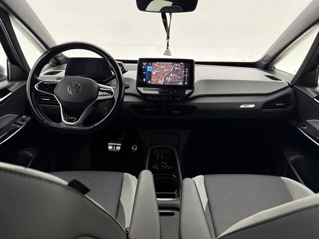Volkswagen ID ID3 First Plus 58 kWh | Snelladen | SOH 92% | Sfeer | Virtual | IQ Light | Adap. Cruise | Camera | Carplay