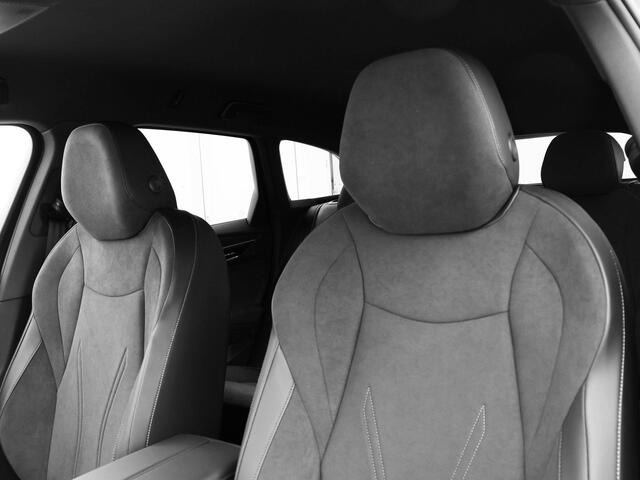 Volkswagen ID ID.7 Tourer Pro Limited Edition 77kWh 286pk · Navigatie · 360 camera · Trekhaak · 20" LM velgen