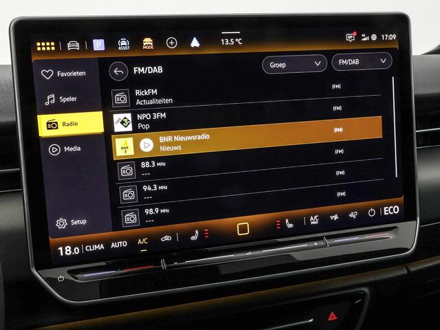 Volkswagen ID ID.7 Limited Edition 77 kWh accu 286 PK PRIVATE LEASE VANAF ¤499P/M · Achteruitrijcamera · Sfeerverlichting · Stuurwiel multifunctioneel · Voorraad OUTLET · Prijs is inclusief inruilpremie ·