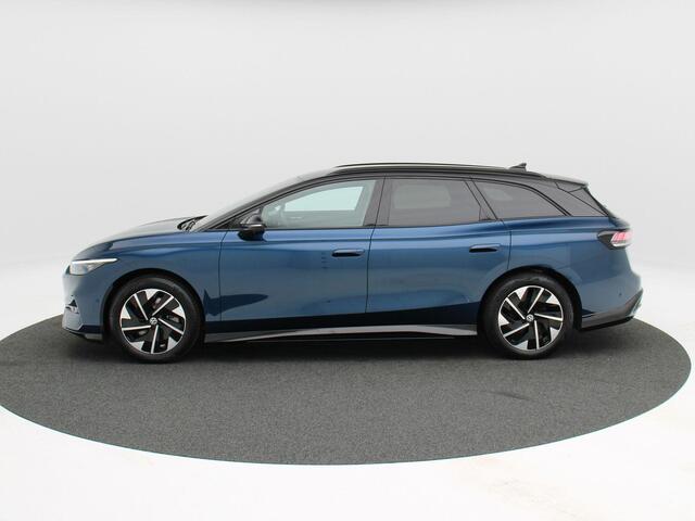 Volkswagen ID ID.7 Tourer Pro Limited Edition 77 kWh | Trekhaak | Stoel & Stuurverwarming | Dodehoek Detectie | 360 Camera |