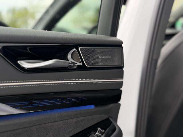 Volkswagen ID ID.7 Tourer Pro Business 77 kWh 286PK | IQ Light | Harman kardon | Massage + ventilatie stoelen | Memory | Sfeerverlichting + | 360 graden camera |