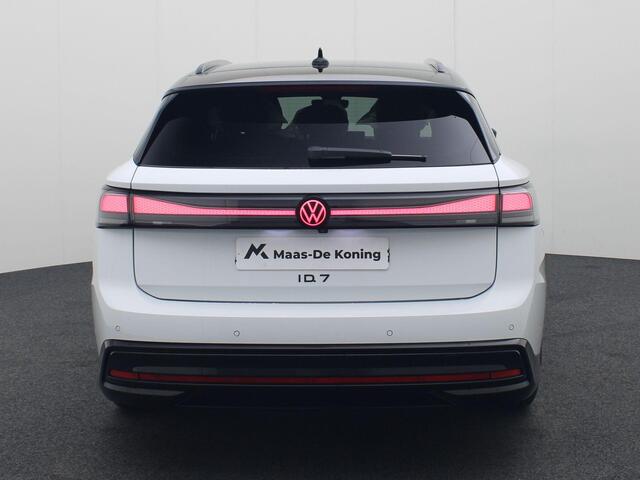 Volkswagen ID ID.7 Pro Limited Edition 77 kWh accu 286 pk · Trekhaak inklapbaar, met elektrische ontgrendeling · Voorraad OUTLET · Prijs is inclusief inruilpremie ·