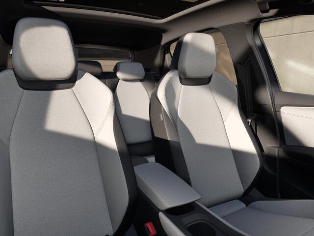 Volkswagen ID ID. Polo Style First Edition 52 kWh 211 PK | Trekhaak | Panoramadak | 4 seizoenen banden | LED Matrix | Stoel- & Stuurverwarming |