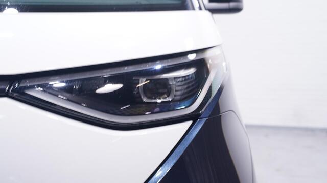 Volkswagen ID. Buzz ID Pro 86 kWh 286 pk 7-Zits Two Tone Panodak, Navi El. Achterklep / Schuifdeuren, Adapt. Cruise, Trekhaak Wegklapbaar