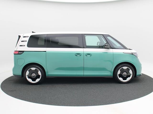 Volkswagen ID. Buzz Bedrijfswagens Pro Bulli L2 7-zits 210 kW (286 pk) 3239 mm | Trekhaak | 20"Stockton LM | Led matrix koplampen | Electrisch bedienbare achterklep |