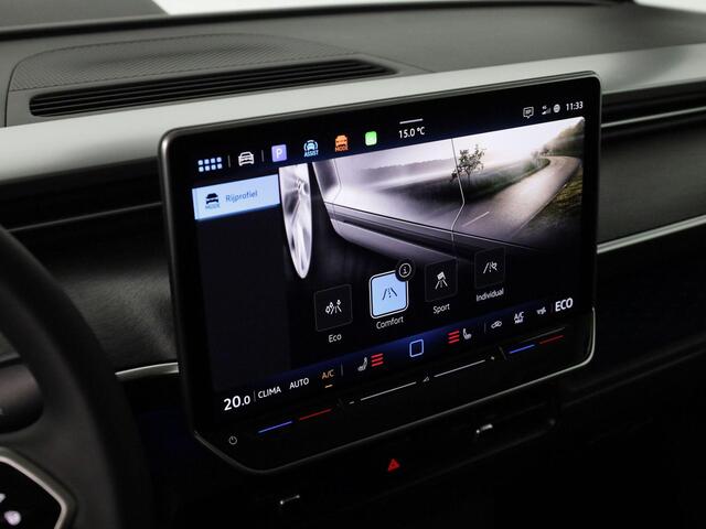 Volkswagen ID. Buzz Bedrijfswagens Pro Bulli Limited 210 kW / 286 PK | 7-zits | 360 Camera | Trekhaak wegklapbaar | IQ Light | Stuur-/stoelverwarming | Carplay | Navigatie | Adaptive Cruise