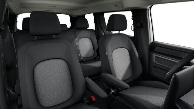 Volkswagen ID. Buzz Pure Elektromotor 125 kW (170 pk) 59 kWh RWD | App connect | Adaptive Cruise Control | Bluetooth telefoonvoorbereiding | DAB+ | Private lease vanaf ¤ 599 |