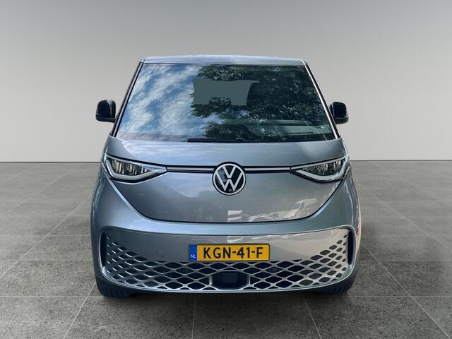 Volkswagen ID. Buzz Pure Limited 170 pk 59 kWh | 20 inch LMV | elektrische achterklep | Trekhaak | getint glas