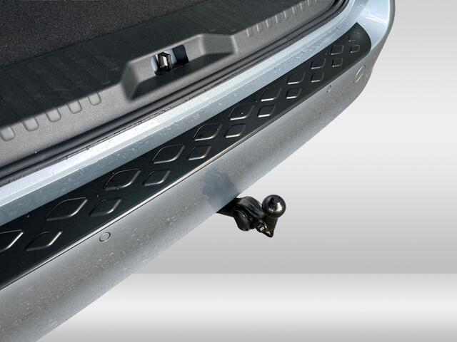 Volkswagen ID. Buzz Pure Limited 170 pk 59 kWh | 20 inch LMV | elektrische achterklep | Trekhaak | getint glas