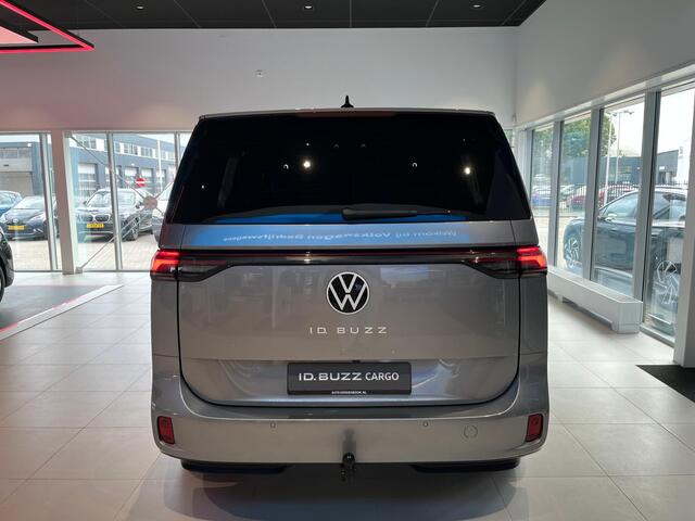 Volkswagen ID. Buzz Cargo Bedrijfswagens Bulli edition Elektromotor 250 kW (340 pk) 250 kW | Achterlichten led, luxe uitgevoerd incl. dynamische knipperlichten | Open & close pakket plus | Schuifdeuren links en rechts elektrisch | Verwarmbaar multifunctioneel stuurwiel met leder b