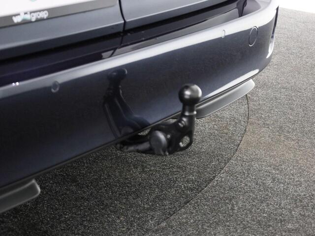 Volkswagen ID. Buzz Cargo Anniversary Edition 210 kW / 286 pk | IQ Light | Camera | Keyless | achterdeuren